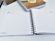 Carica l'immagine nel visualizzatore di Gallery, Maxi Agenda Giornaliera