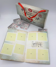 Carica l'immagine nel visualizzatore di Gallery, Album di figurine con Bag