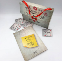 Carica l'immagine nel visualizzatore di Gallery, Album di figurine con Bag