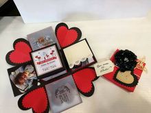 Carica l'immagine nel visualizzatore di Gallery, Explosion Box per qualsiasi occasione