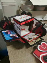 Carica l'immagine nel visualizzatore di Gallery, Explosion Box per qualsiasi occasione