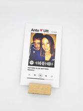 Carica l'immagine nel visualizzatore di Gallery, Targhe/Pannelli con base in legno