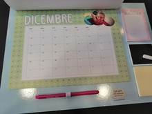 Carica l&#39;immagine nel visualizzatore di Gallery, Kit Calendario Family personalizzato con nome
